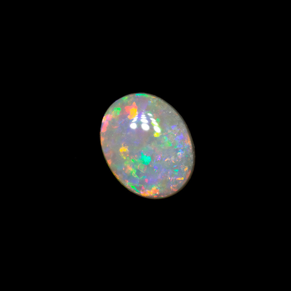 0.59 ct white opal 6.4x5.1x2.6mm