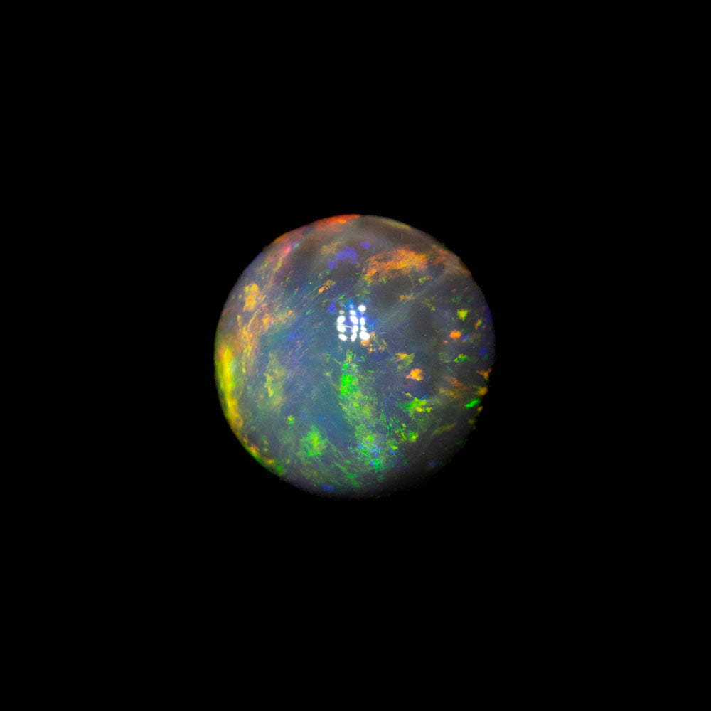 0.61 ct dark opal 5.7x5.7x3.1mm