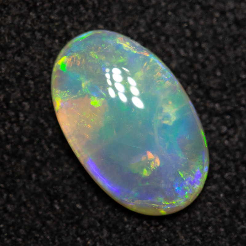0.64 ct crystal opal 8.2x5.1x2.5mm