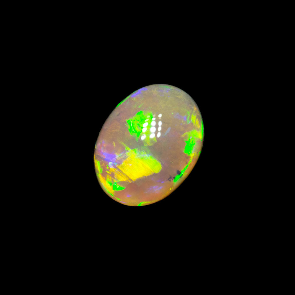 0.65 ct crystal opal 6.7x5.2x2.8mm