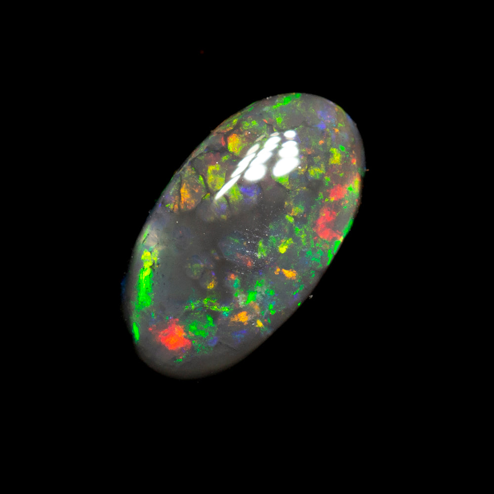 0.66 ct black opal8.3x4.8x2.5mm