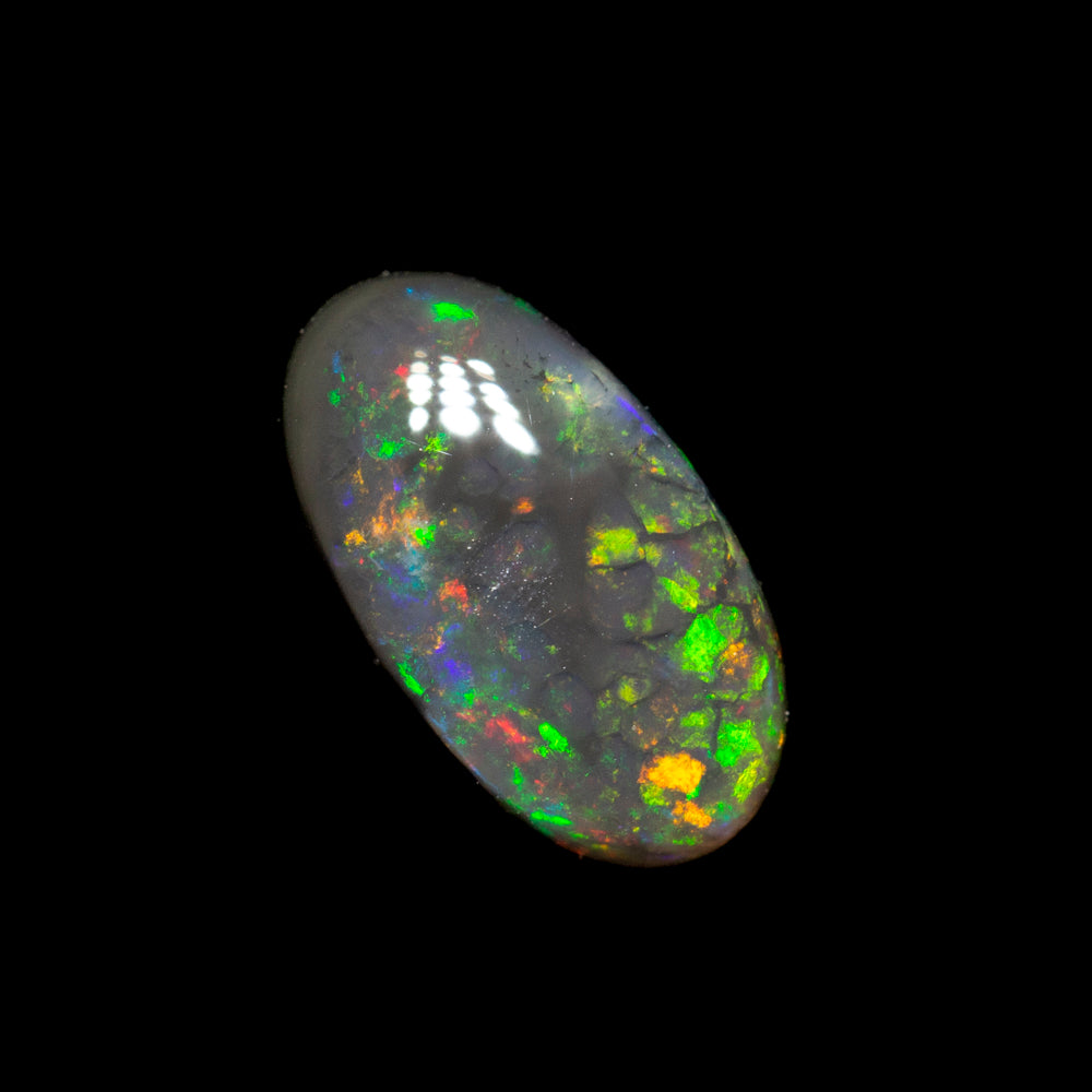 0.66 ct black opal8.3x4.8x2.5mm