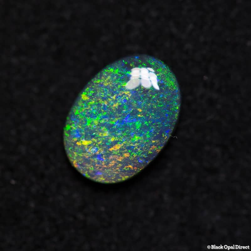 0.69ct black opal
