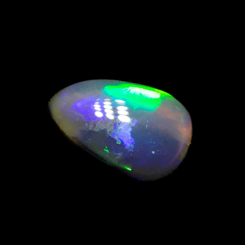 0.71 ct black opal 7.8x5x2.9mm