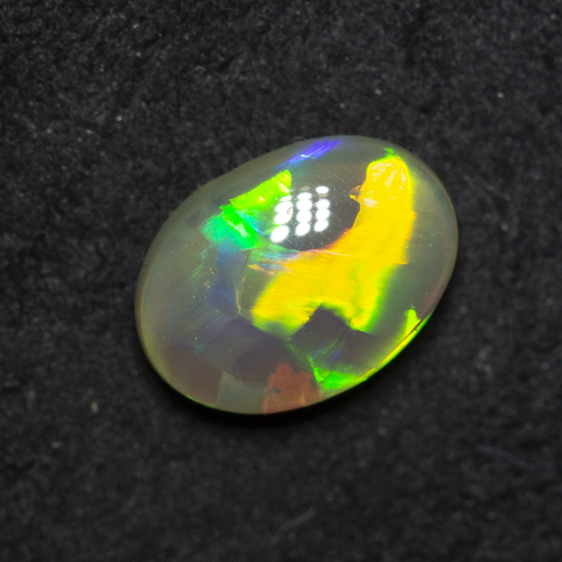 0.74 ct crystal opal 7.8x5.6x2.9mm