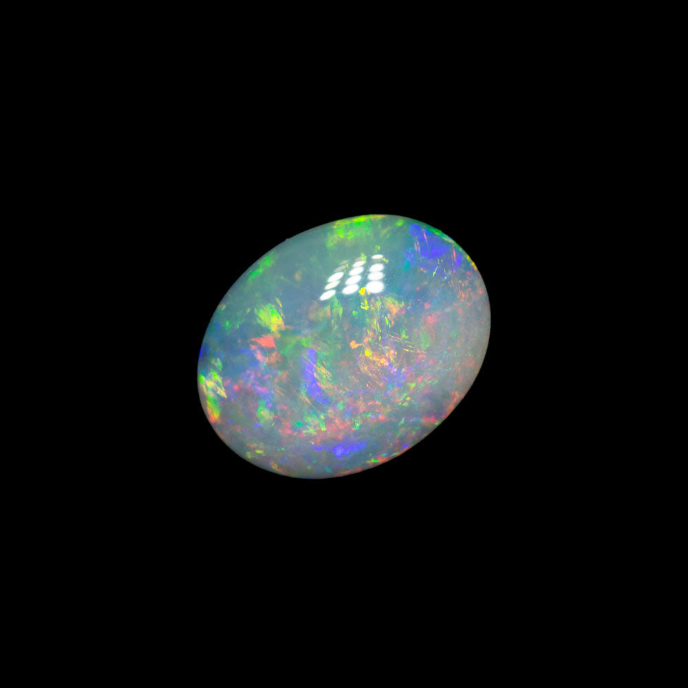 0.75 ct white opal 8x6.3x2.2mm