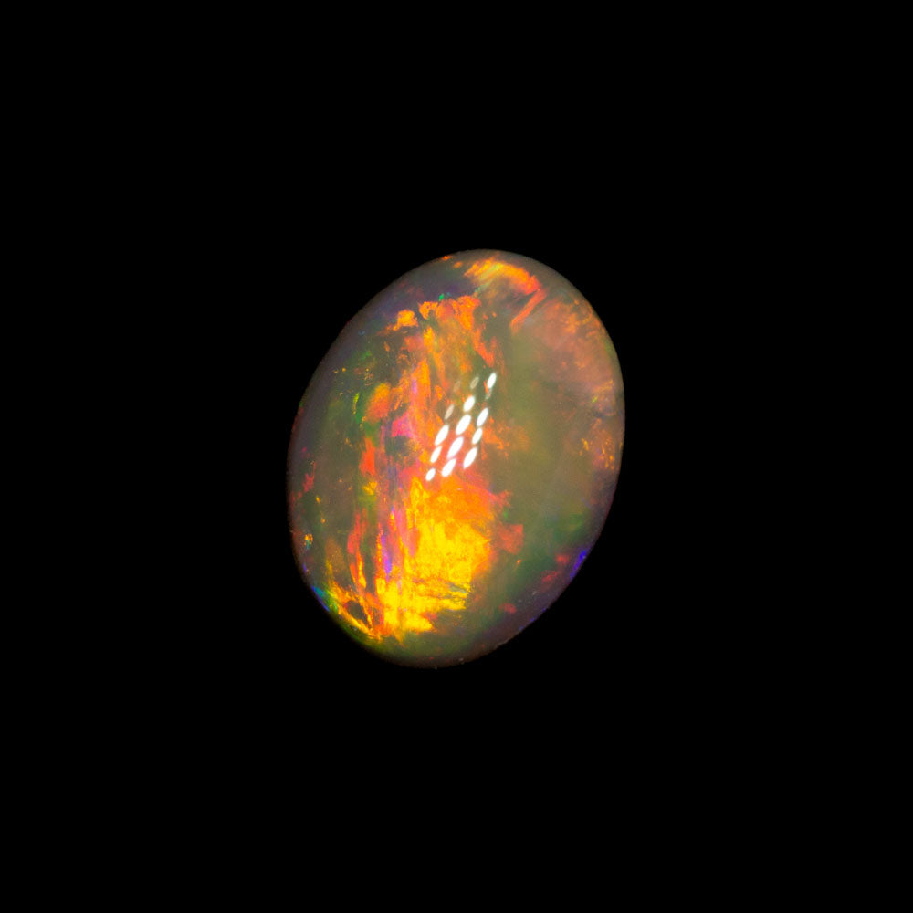 0.76 ct crystal opal 7.1x5.4x3.2mm