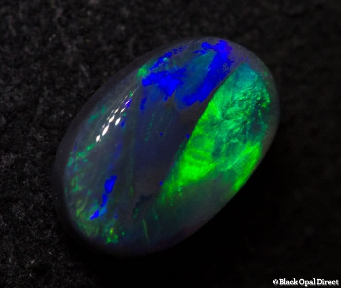 0.76ct black opal3