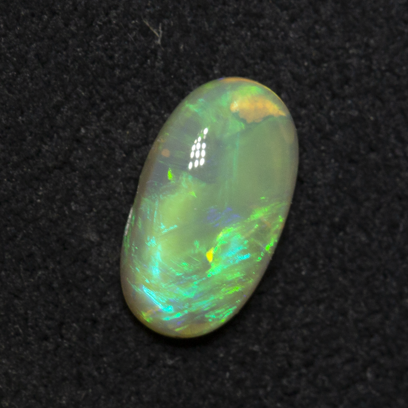 0.77 ct crystal opal 8.3x4.6x3mm