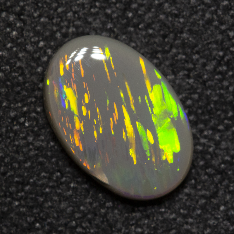 0.77 ct dark opal 8.2x5.5x2.4mm