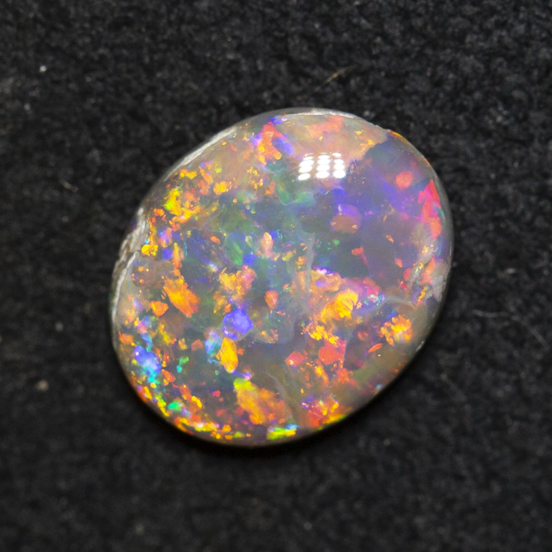 0.79 ct crystal opal 7.7x6.3x2.6mm