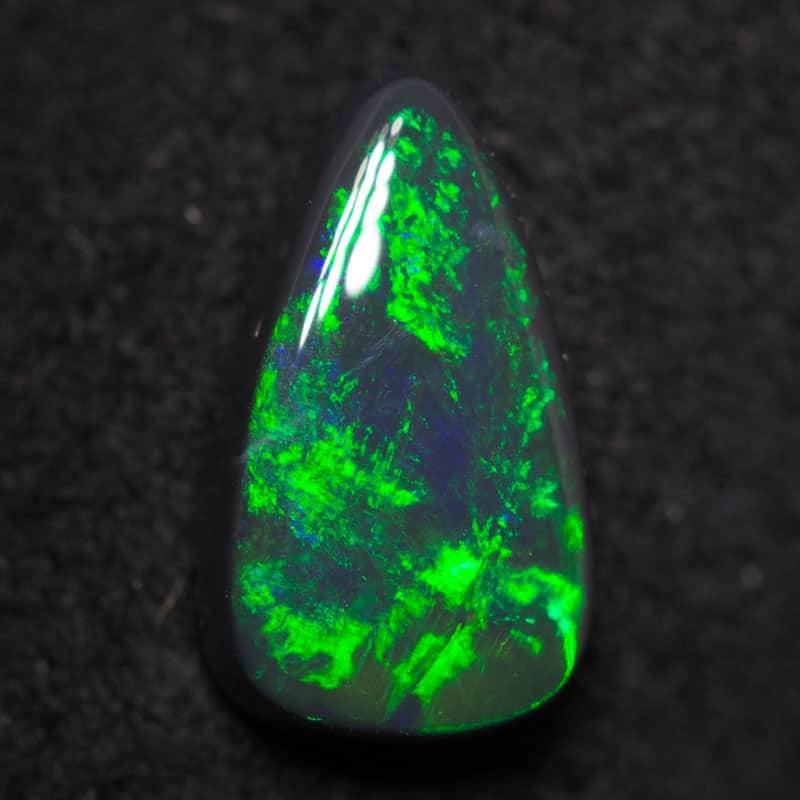 0-82ct-black-opal