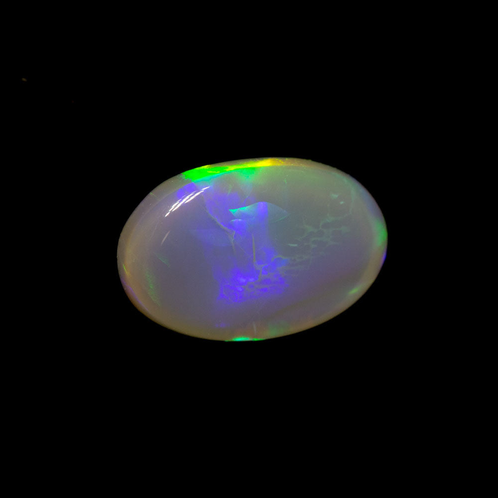0.93 ct dark opal 9.1x5.9x2.6mm