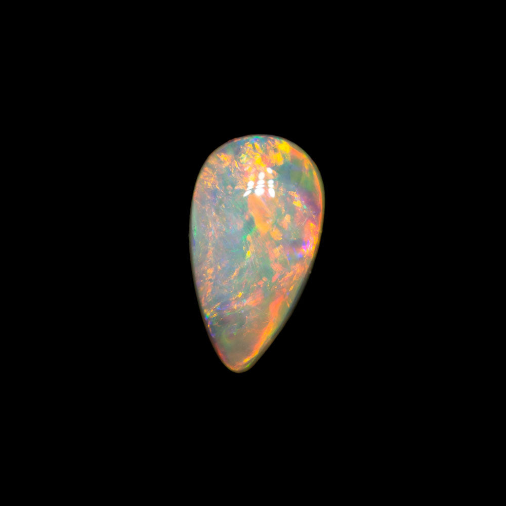 0.94 ct white opal 9.2x5.1x3.1mm