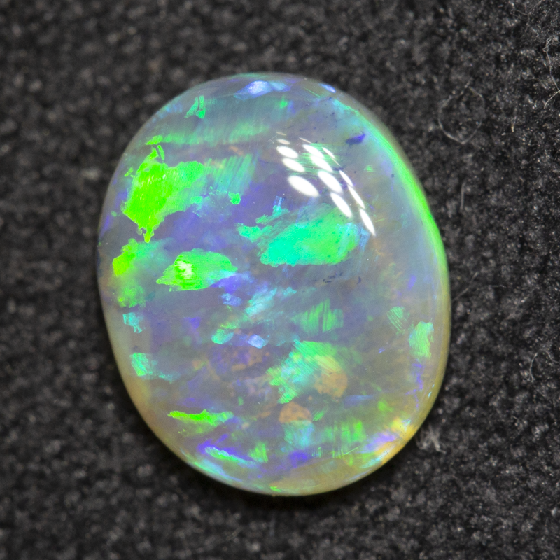 0.95 ct crystal opal 8.1x6.6x2.7mm