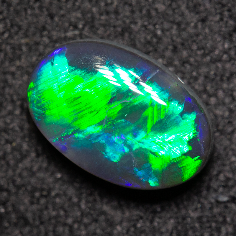 0.98ct black opal 8.3x5.5x3mm