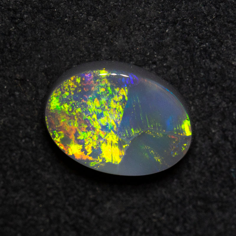 1.00 ct black opal 8.3x6x2.9mm