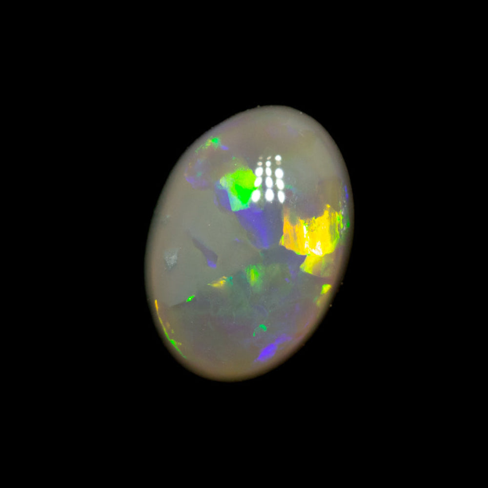1.04 ct dark opal 8.3x6x3.3mm