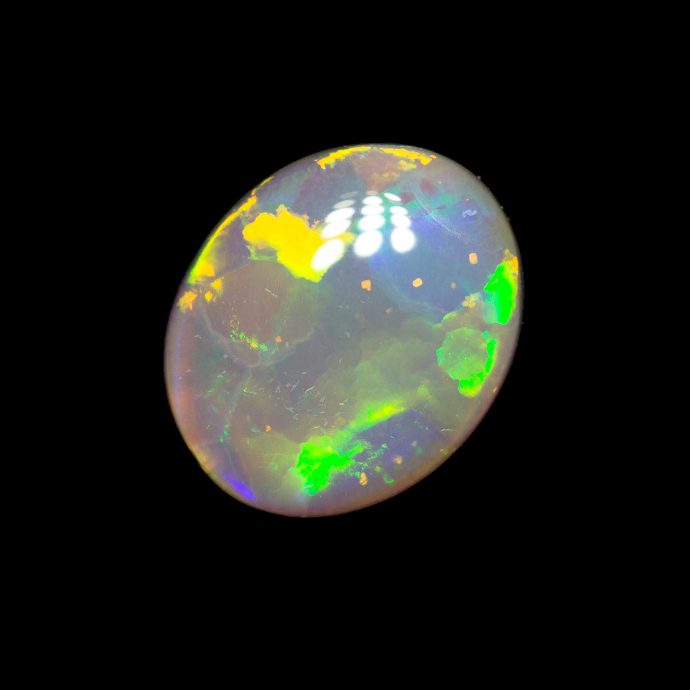 1.05 ct dark opal 8.7x7.1x2.8mm