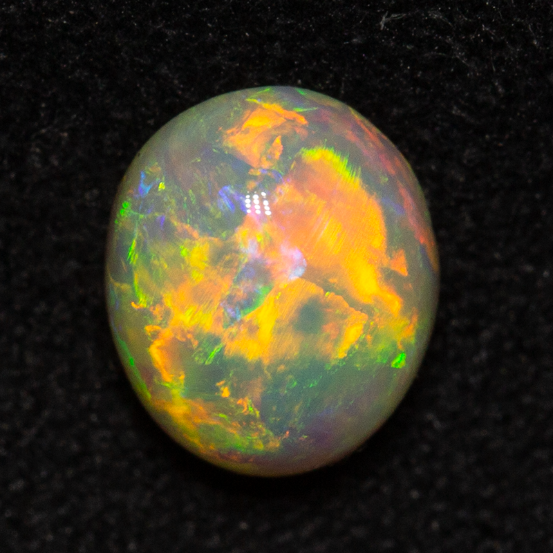 1.05 ct crystal opal 7.2x6x4mm