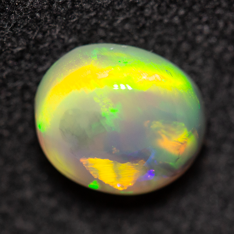 1.06 ct crystal opal 7.2x6.1x3.8mm