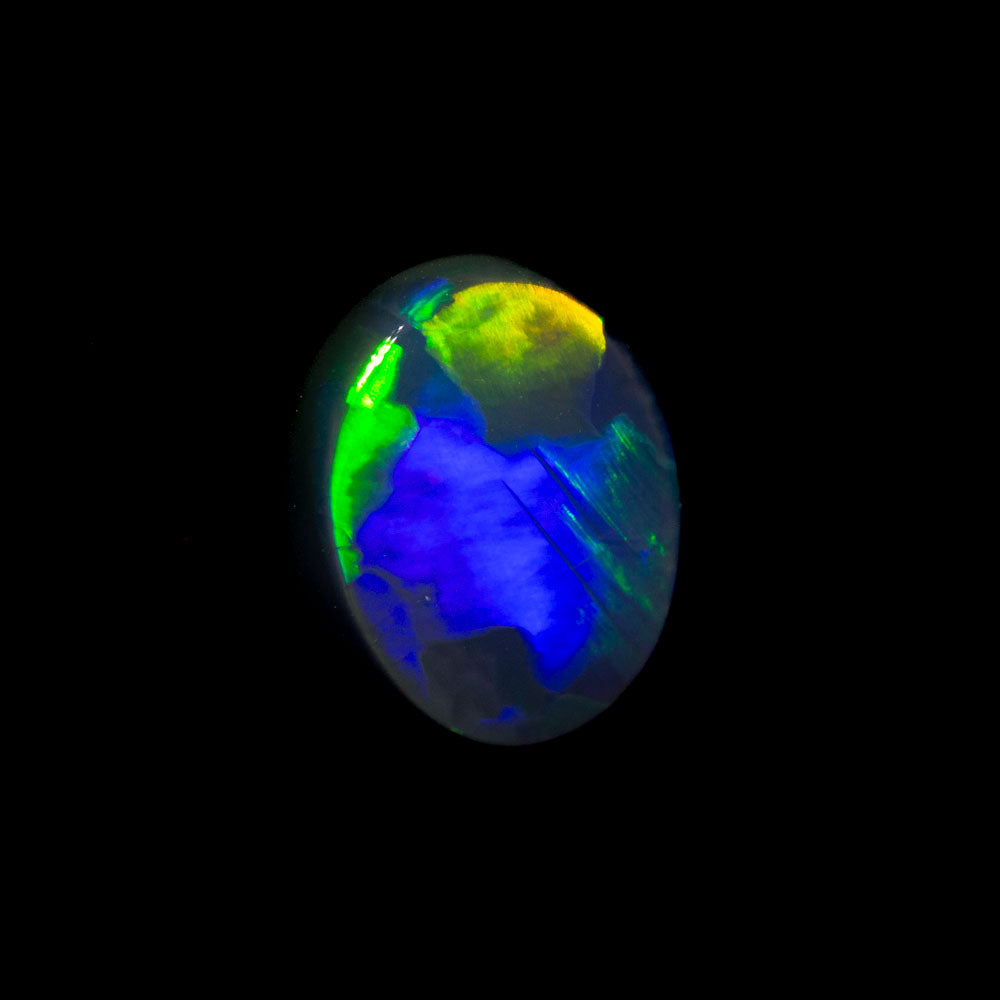 1.06 ct black opal 8.2x6.4x3.1mm