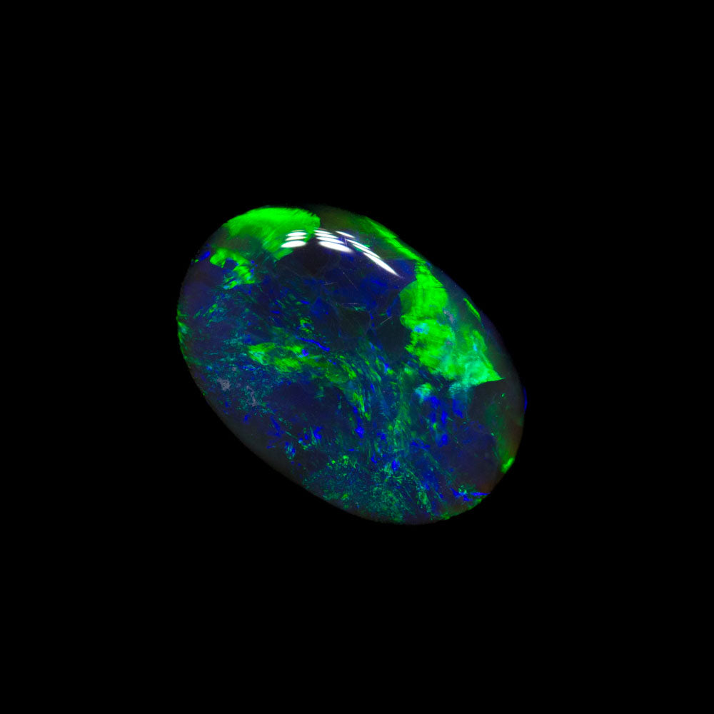 1.07 ct black opal 9.7x6.7x2.3mm