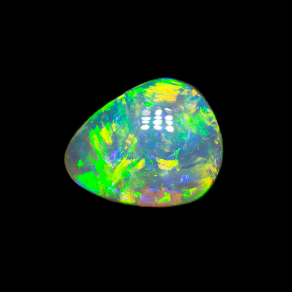 1.08 ct crystal opal 7.4x6x3.7mm