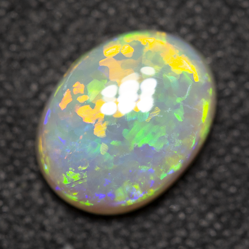 1.08 ct crystal opal 8.4x6.4x3.1mm