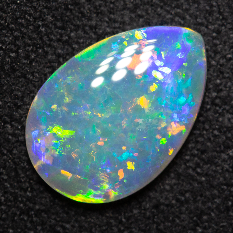 1.09 ct crystal opal 10.4x7.8x2.2mm