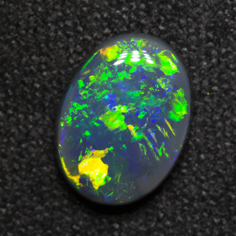 1.10 ct black opal 8.6x6.4x2.8mm