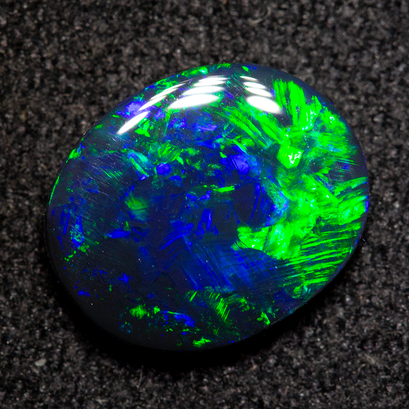 1.13 ct black opal 9.2x7.5x2.5mm