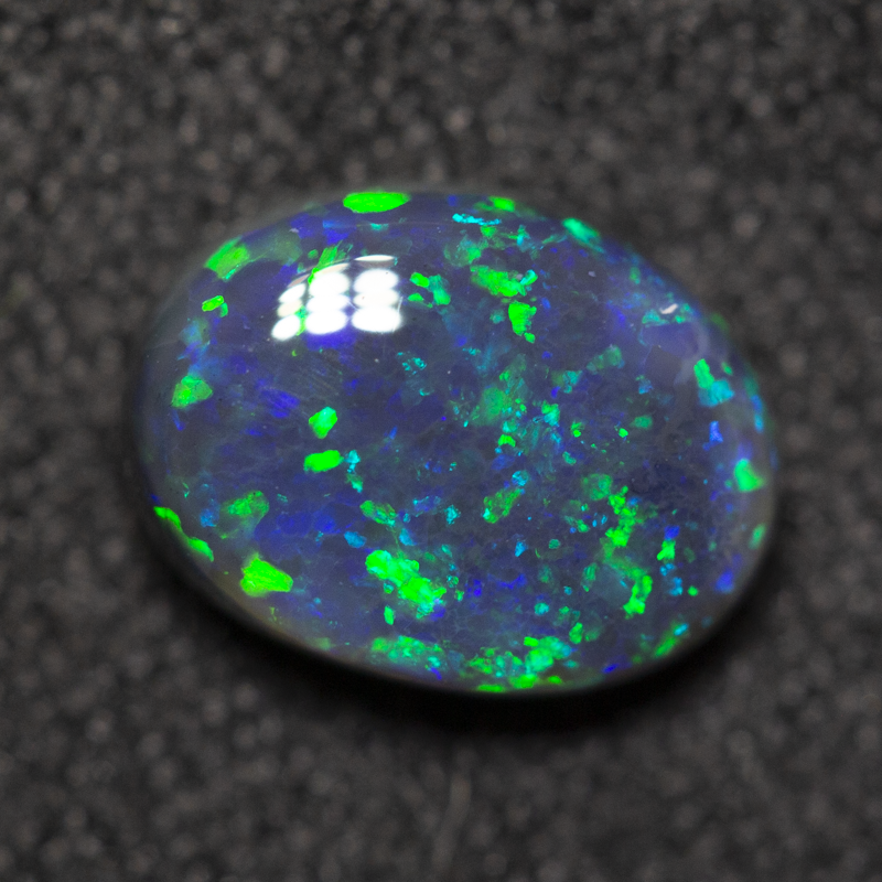 1.13 ct black opal 8.1x6.1x3.5mm