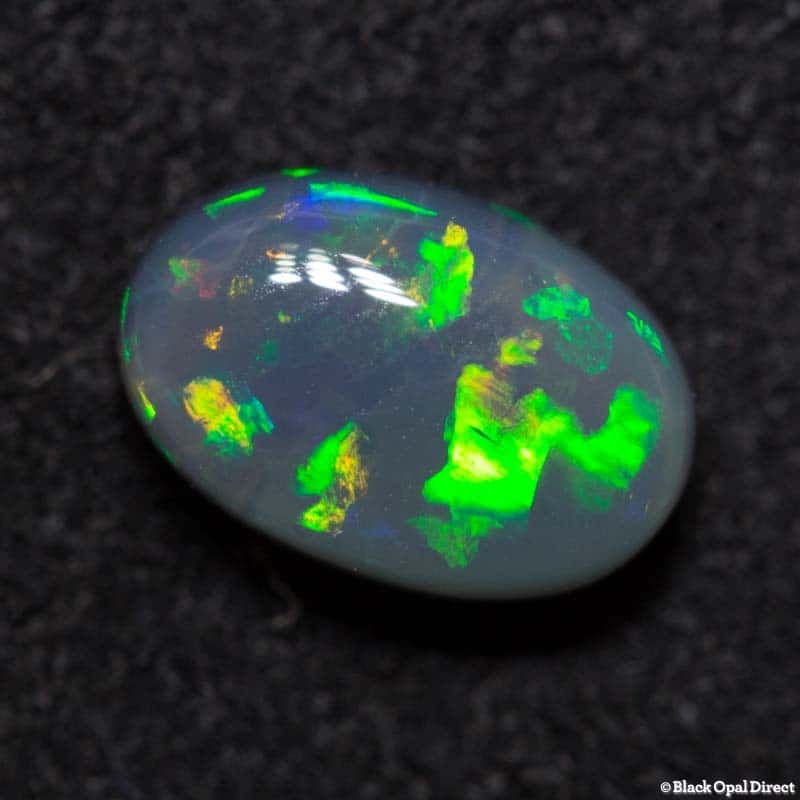 1.13 ct semi black opal 8x5x3mm
