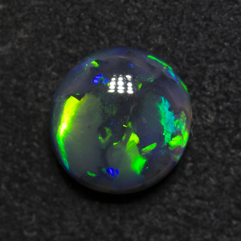 1.18 ct black opal 7.1x6.7x4mm