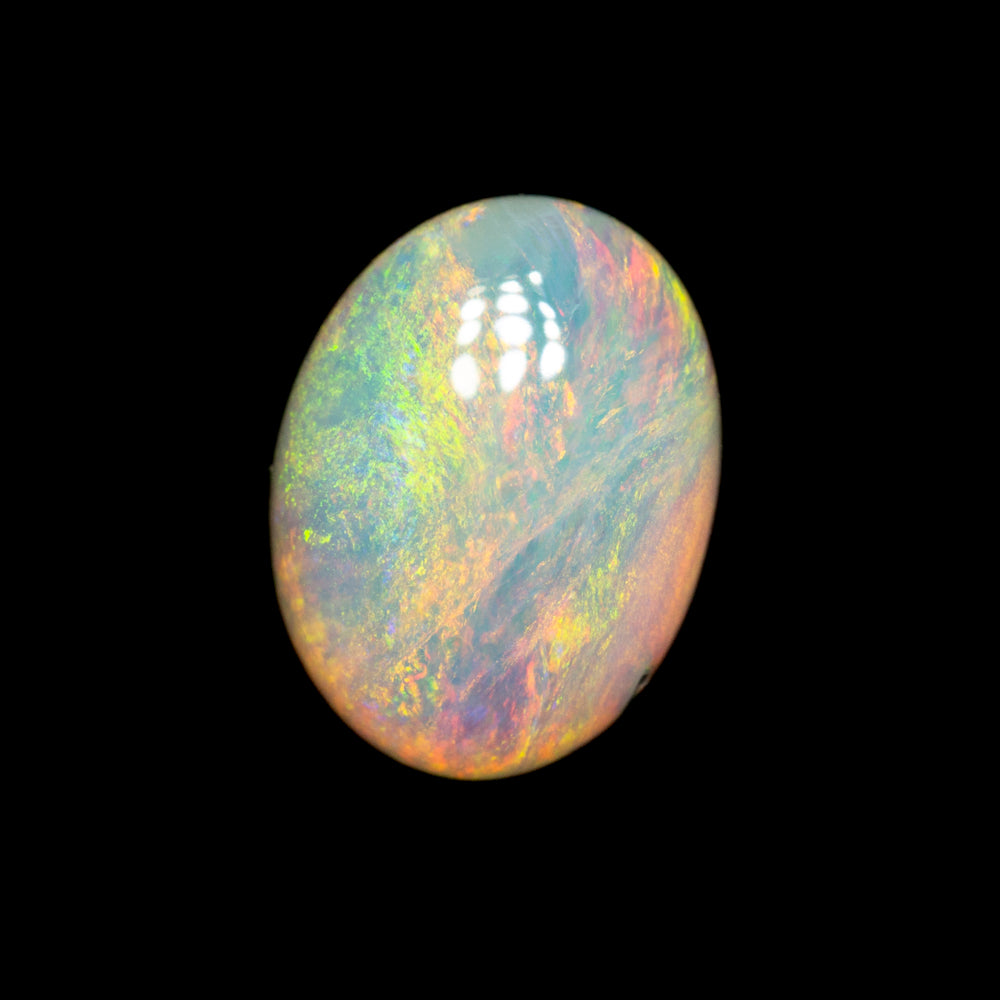 1.23 ct white opal 8.6x6.5x3.4mm