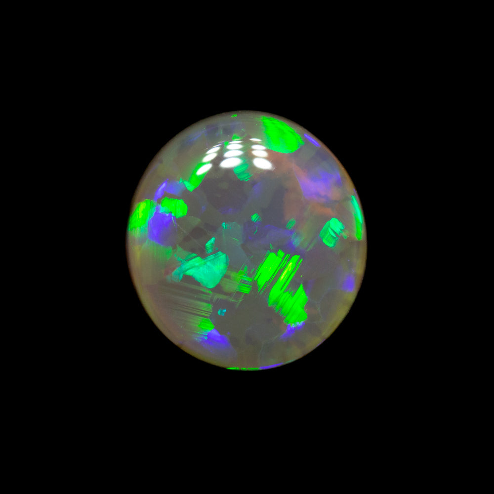 1.26 ct crystal opal 8.3x7.7x3.2mm