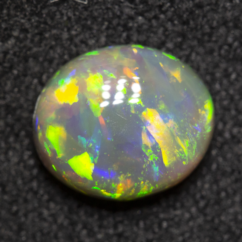 1.27 ct crystal opal 8.1x6.8x3.8mm