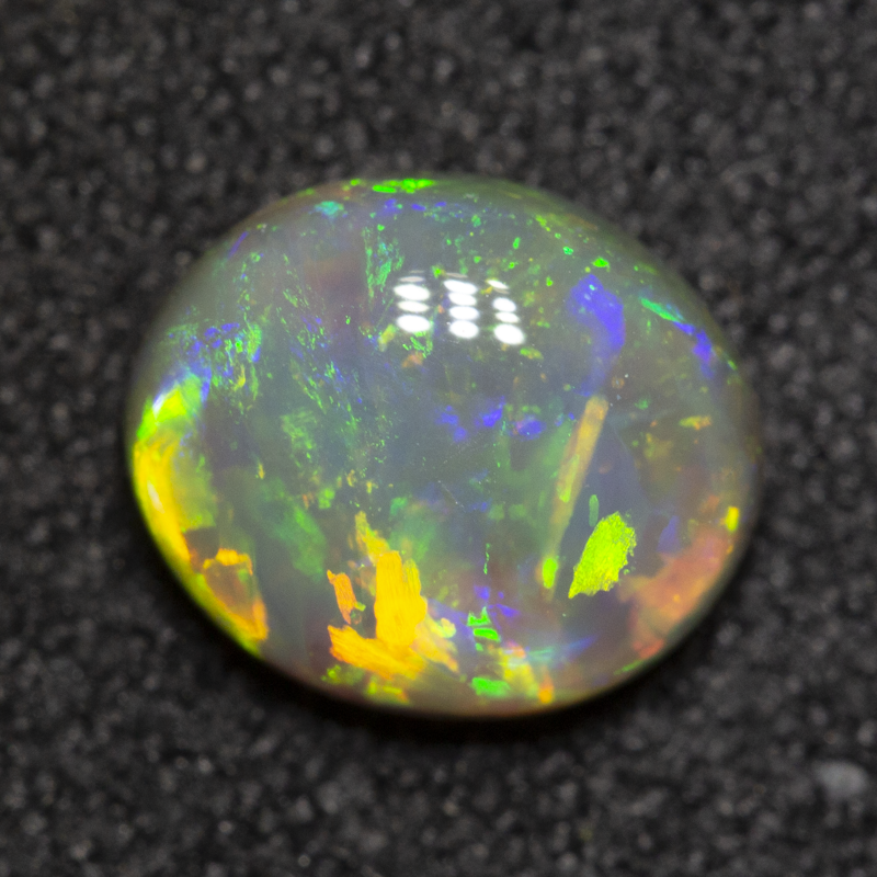 1.27 ct crystal opal 8.1x6.8x3.8mm