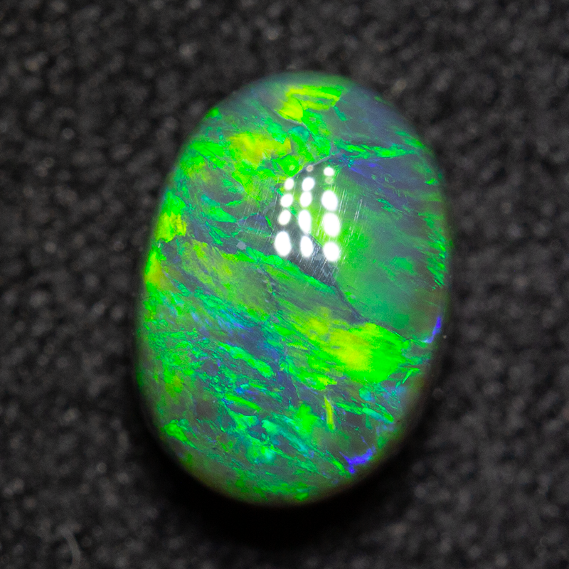 1.31 ct black opal 7.4x5.4x4.8mm