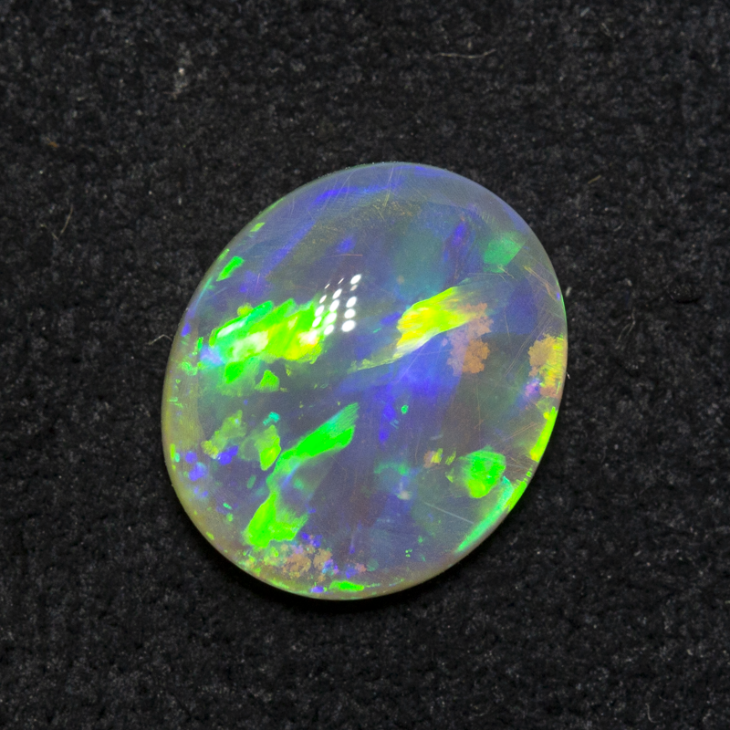 1.38 ct crystal opal 9.2x7.8x3.2mm