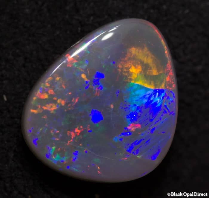 1.40ct semi lback opal1