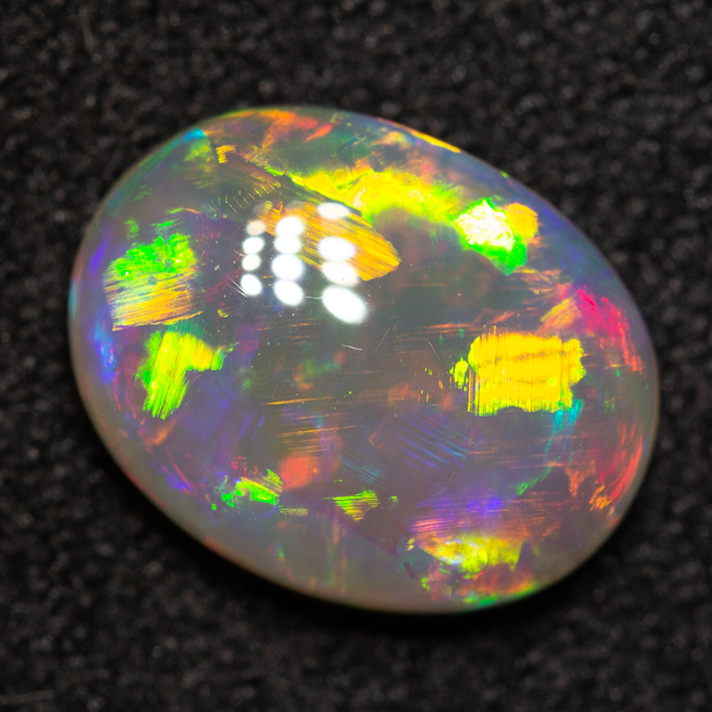 1.44 ct crystal opal 9.5x7.5x3mm