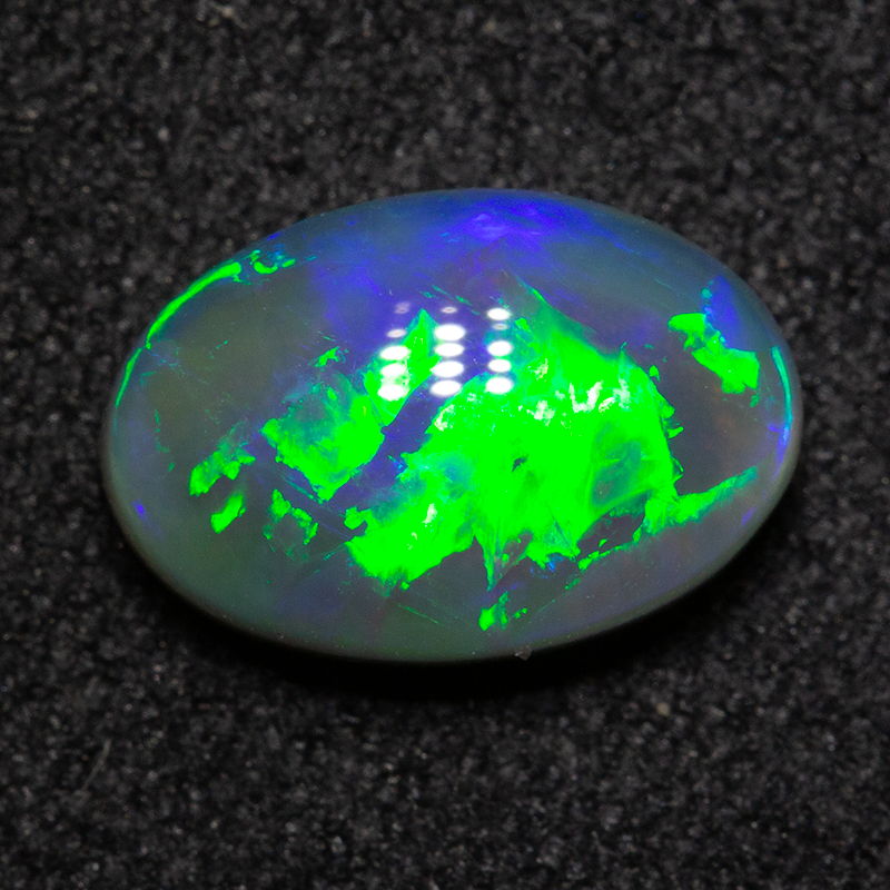1.57 ct crystal opal 9.6x6.5x3.7mm