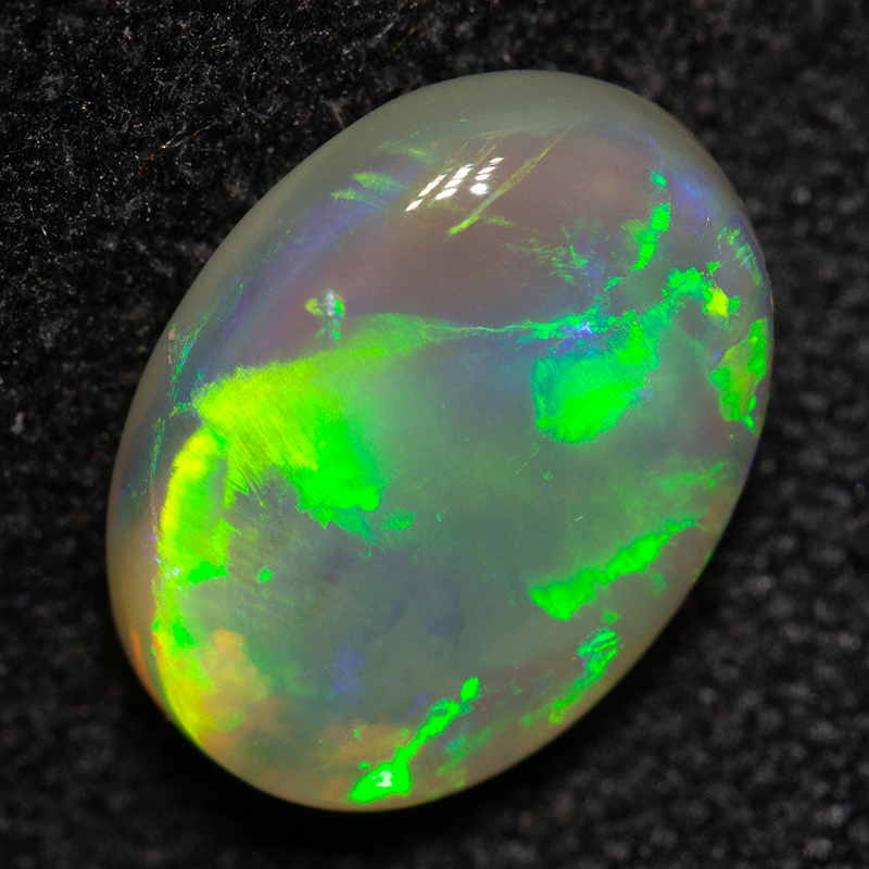 1.58 ct crystal opal 9.3x6.9x3.9mm