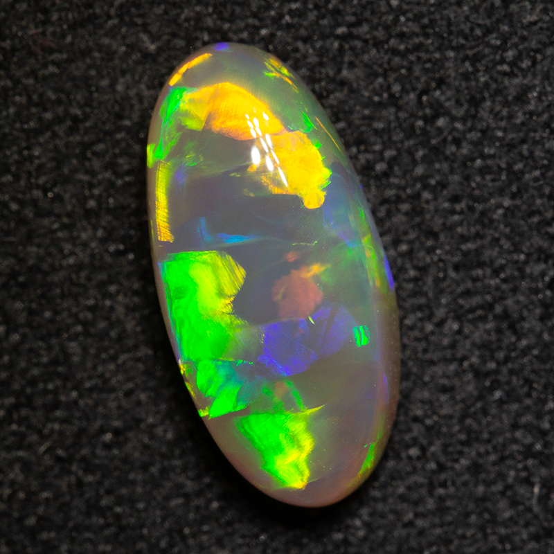 1.67 ct crystal opal 11.7x5.6x3.8mm