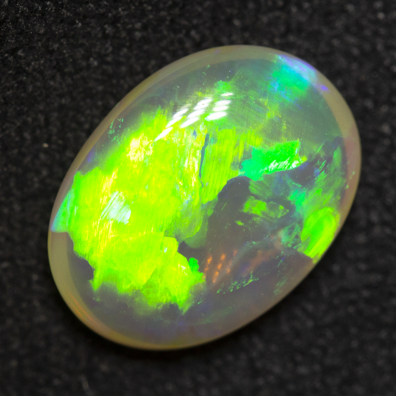 1.82 ct crystal opal 10.5x8x3mm