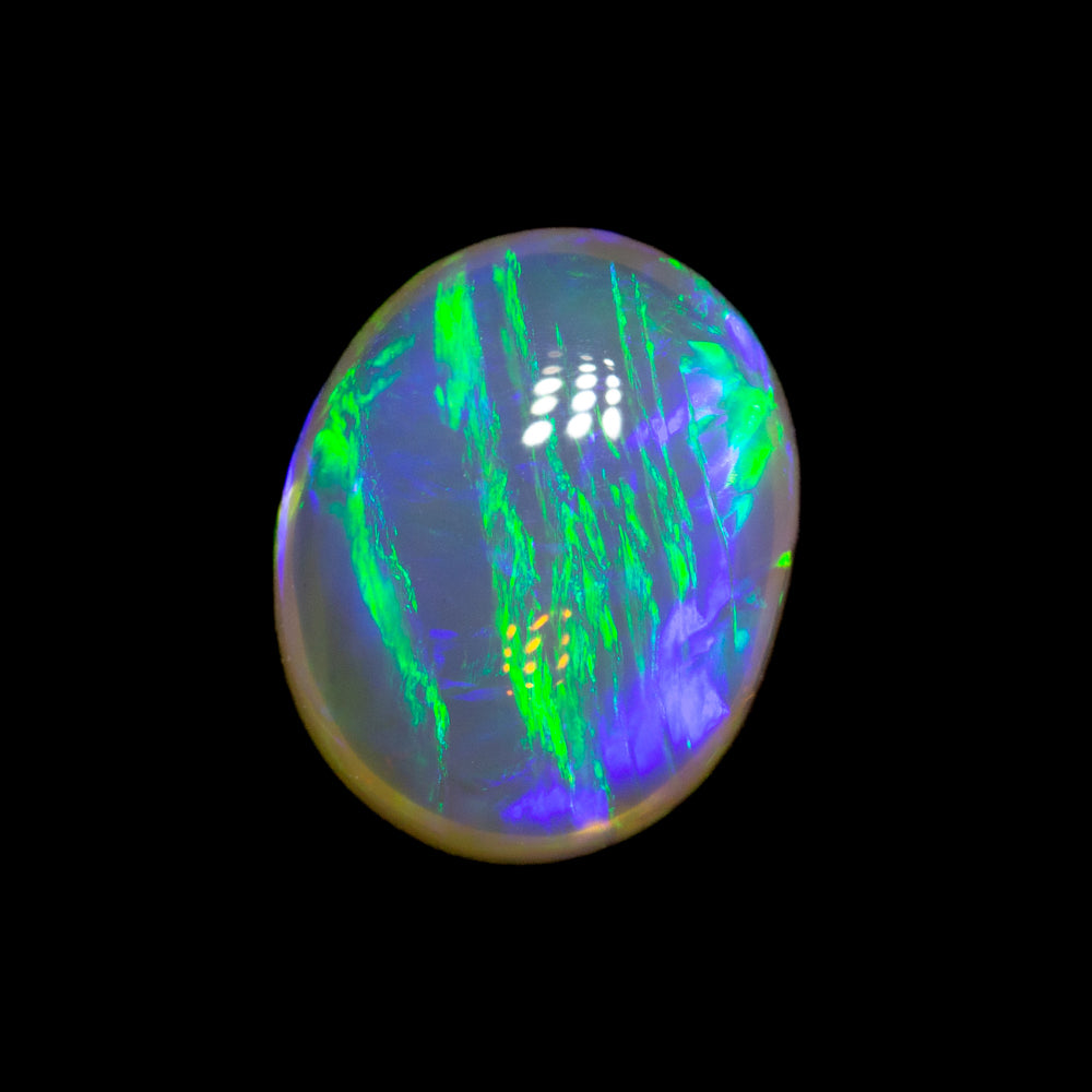 1.83 ct crystal opal 8.7x7.1x4.7mm