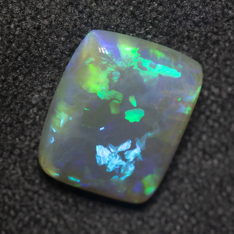 1.85 ct crystal opal 9.7x7.6x3.3mm