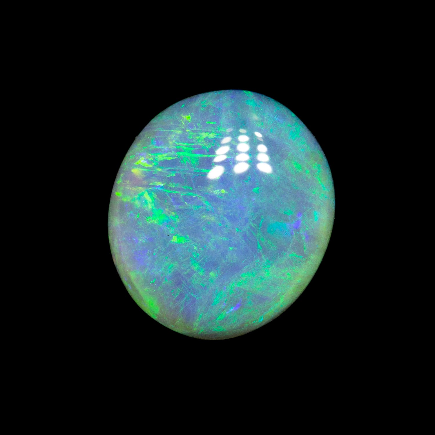 1.86 ct dark opal 8.6x7.5x4.4mm